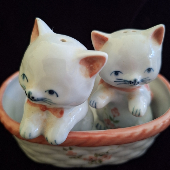 ANDREA BY SADEK SALT AND PEPPER SET. - Picture 7 of 10